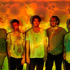 Dappled Cities - Run With The Wind (Collarbones RMX)