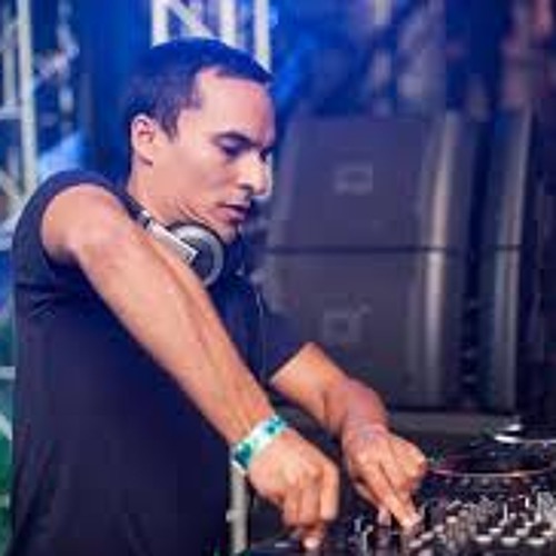 Daniel-Gregory - Paradise - (Jerome-Isma-Ae-Remix)