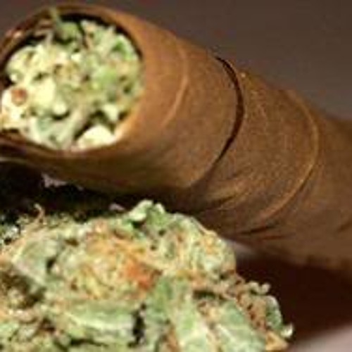 Big HAWK-Roll Up A Blunt Chopped And Screwed By DJ SlimReaper