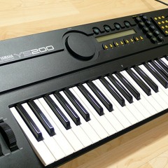 YAMAHA YS200 Synth patch demo soft string numb10 -121217 0017