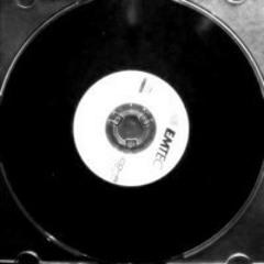 Kivu Warm up Pagal @ Divino (Galati)19.04.2013