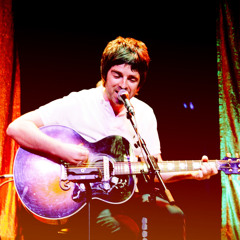 Noel Gallagher - Magic Pie (Acoustic)