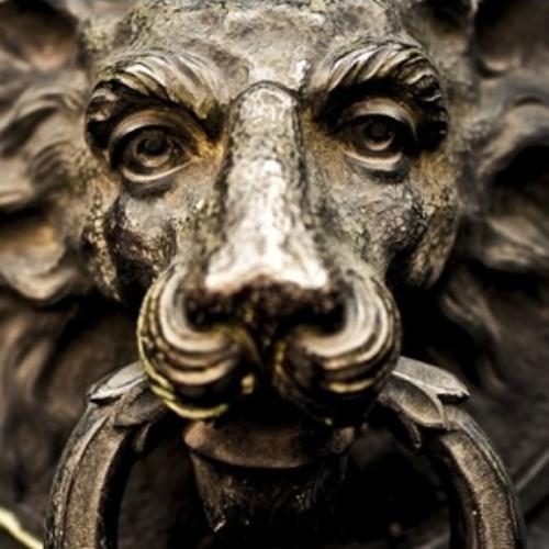 Storytelling - The Lion's Head