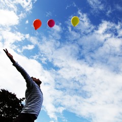 Fe Ddaw Y Lliwiau'n Glir