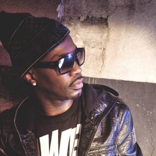 Stream Juicy J 'Show Out' Feat. T.I. & Pimp C (Remix) by TooBadItsGood