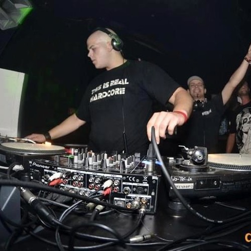 NOMINDER (GER) ON TOXIC SICKNESS RADIO | EXCLUSIVE GUEST SHOW | INDUSTRIAL HARDCORE SET | 25.04.2013