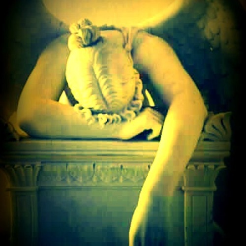 Lacrimosa (Kim Guy)