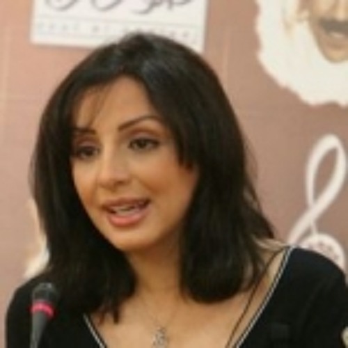 على باب المطار