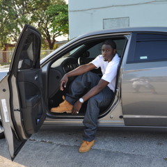 OpalockaSouljaT - 19. SOULJA T HANGIN OUT THE WINDOW - HotNewHipHop