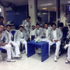 Cien Abriles Estrellas Azules