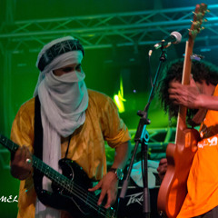 Tinariwen-amouss idraout assouf d'alwa