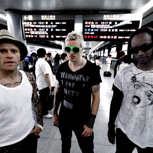The Prodigy - Warning (Live @ Pukkelpop 2005)