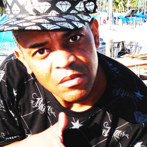 RAPPER DOGG - Vitimas do Crack (com LINOCRIZZ e PAULO BROWN) (Prod.CYBER)