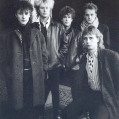 16 Split Sex - Frihet