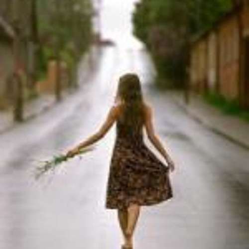 بهترین چیز رسیدن به نگاهیست که از حادثهء عشق تر است-سهراب سپهری-دکلمه رضا پیربادیان