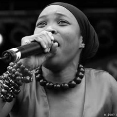 QUEEN IFRIKA - CITY LOCK & POLICE A WAR - DUB
