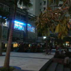 Ketika Kau Menyapa Covered By Angel & Juli  at Angel's cafe apartment sudirman di tengah rintiknya hujan yg menjebak