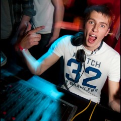 LSDJ - Pump It Up - Vol.3 - Deep House Bank Holiday Weekend Mix
