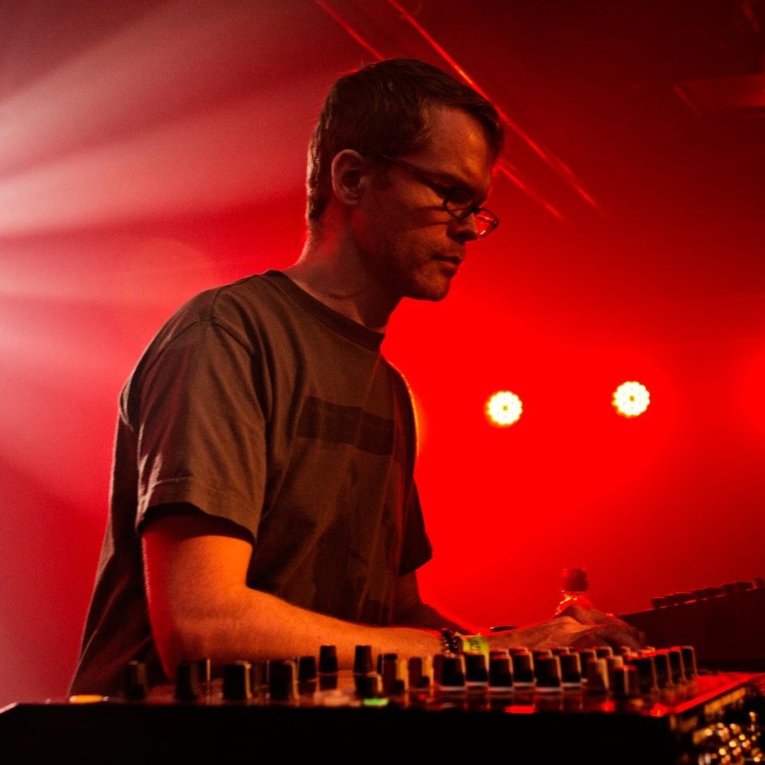The Surgeon Rapper Stream Surgeon - 10 Years of Birmingham Techno 1995-2005 by Daniel ...