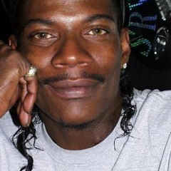 Manny sings Red House!