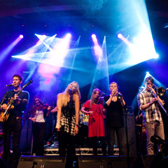 Útidúr // "Balladan"