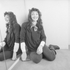Bella - The Man With The Child In His Eyes (Kate Bush cover)