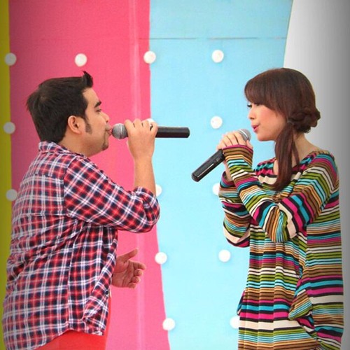 Dinda & Abdul - Just For You (Live Studio)