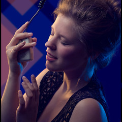 Mooienzo - SpaceAgePoetry X Arjuna Schiks