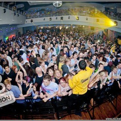 Adrenaline Mix Summer 2013 (Siento: Spacetrap Records) --FREE DOWNLOAD--