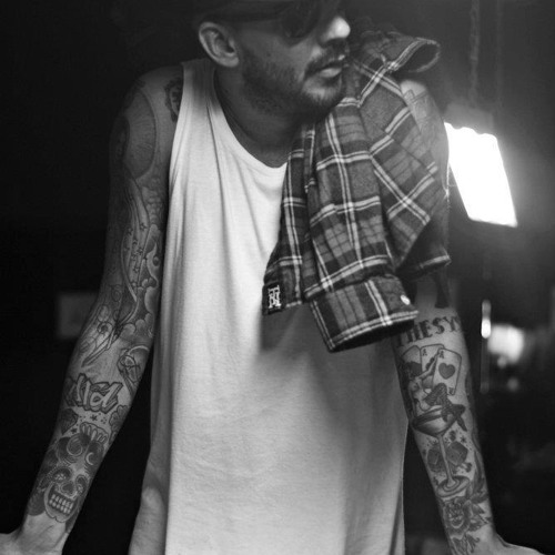 Minhas Psicoses (Prod. Kolombiano) (Guia)