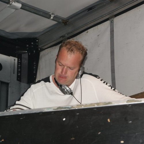 FINAL DEFENSE & DJ KURRUPT ON TOXIC SICKNESS RADIO | DUTCH GABBER/TERROR SET | 08.05.13