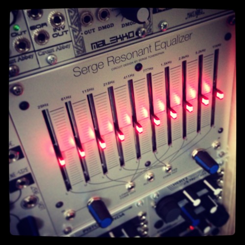 Serge Resonant EQ Beat Frequency Drone