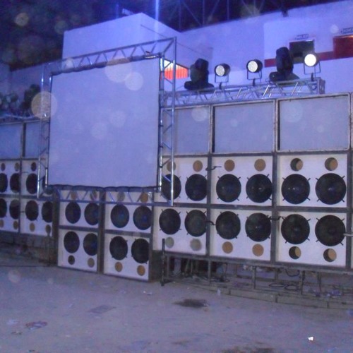 Mc= smit  chega o bonde = vira o cabaré(( Dj wallace do antares lucian lobao e nandinho))