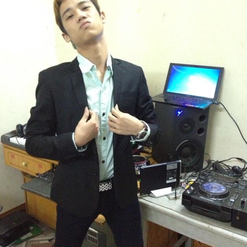 B.O.B - Ray Bands 2013 - Dj Trieu Lador [Master Mix]