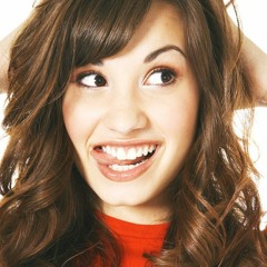 Demi Lovato - Solo (Live Walmart Soundcheck)