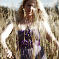 Chrissie - Amandel Rooi