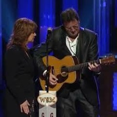 "Go Rest High on That Mountain" - Vince Gill and Patty Loveless (Live)