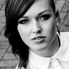 Sanne van Veen - Nameless