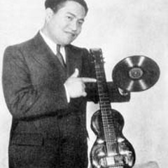 Kauoha Mai (Keyhole Hula) - Sol Hoopii 1933