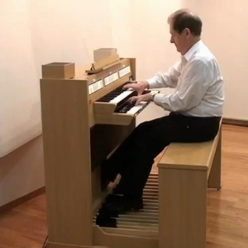 ローランド・クラシック・オルガンC-330 DISC Roland C-330-DA Classic Organ, Dark Oak Finish at