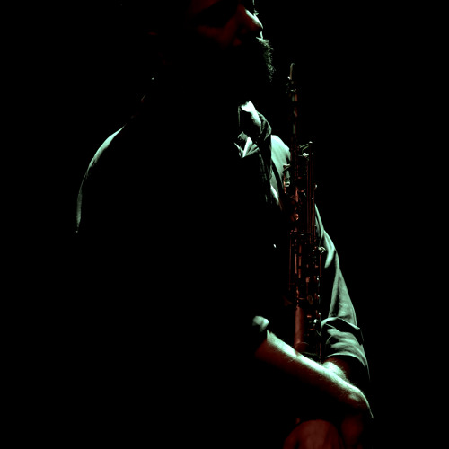 Uzun Ince Bir Yoldayim (Khameer Album 2009)