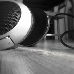 Gengiz Kanate ft. Nutty Mob - Miss Molly