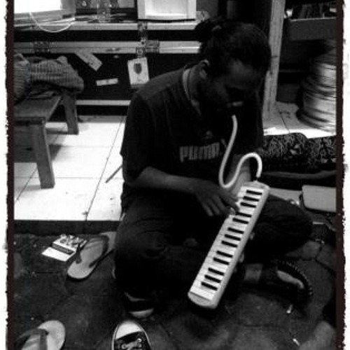 Kereta Senja By Stock Project Music On Soundcloud Hear The World S Sounds