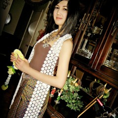 Snam Snaeh Kom Sot by Nearyphal Lov