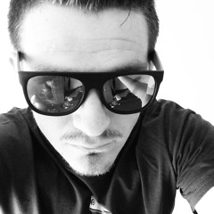 Eminem-Cold Wind Blows-Instrumental-[12.sept.2010] [FREE]