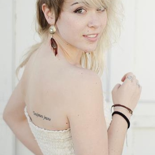 Julia bullock- pumped up kicks (Cover)