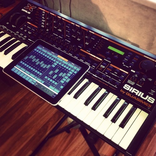 Quasimidi Sirius Demo