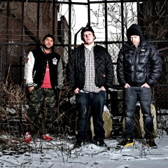 Ugly Heroes-Desperate