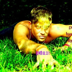 02 Get Ur Handz Off My Man!