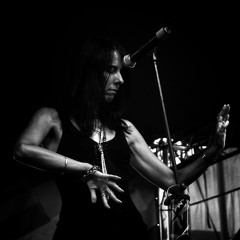 Fly Away (Rada&Ternovnik + Nogon Shumarov - Radio MAYAK. Live show 22/04/2013)